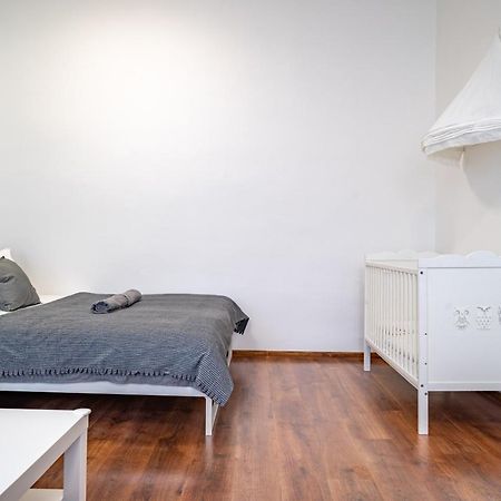 Family Apartment 오스트라바 외부 사진