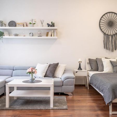 Family Apartment 오스트라바 외부 사진