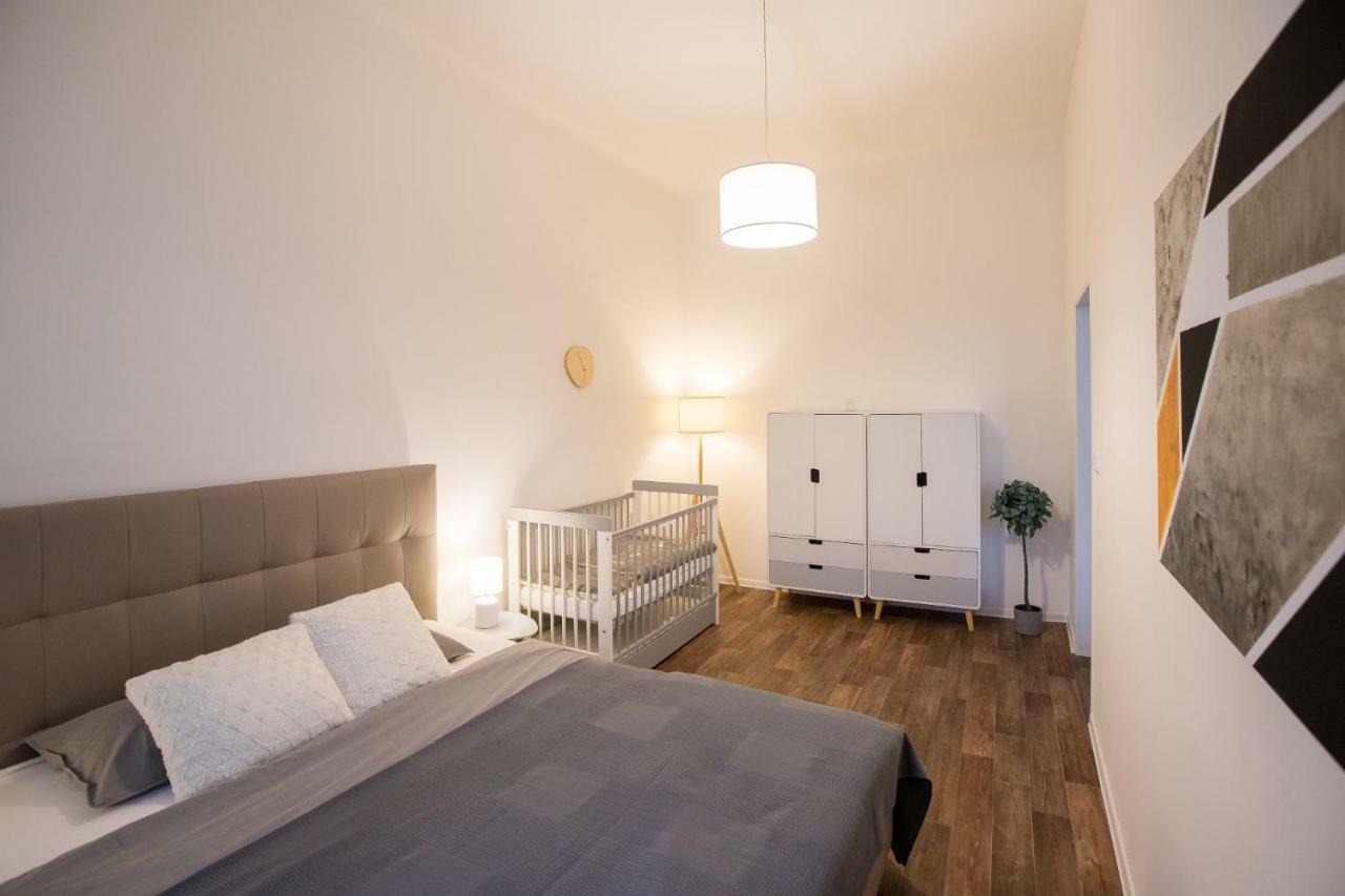 Family Apartment 오스트라바 외부 사진